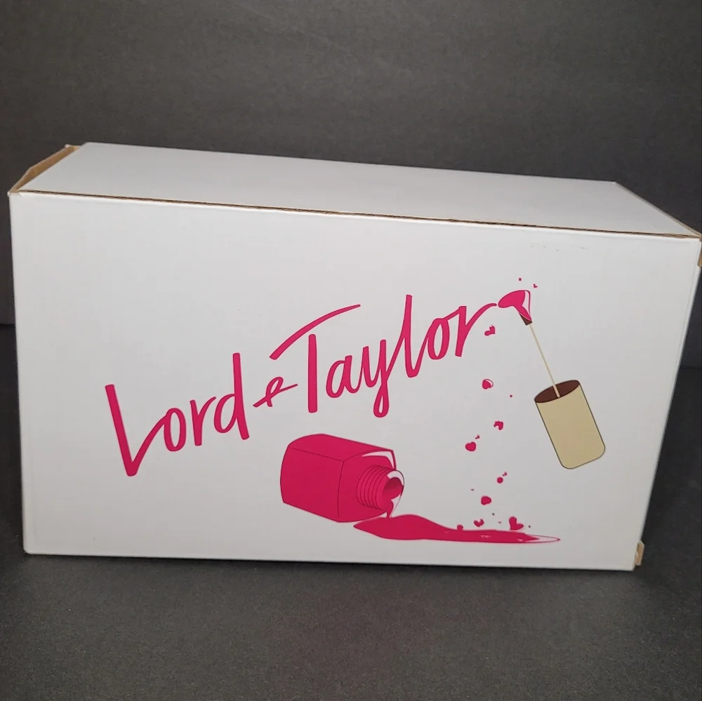 Lord & Taylor Vanity Make Up Caddy NIB Clear & Gold Ltd Editio